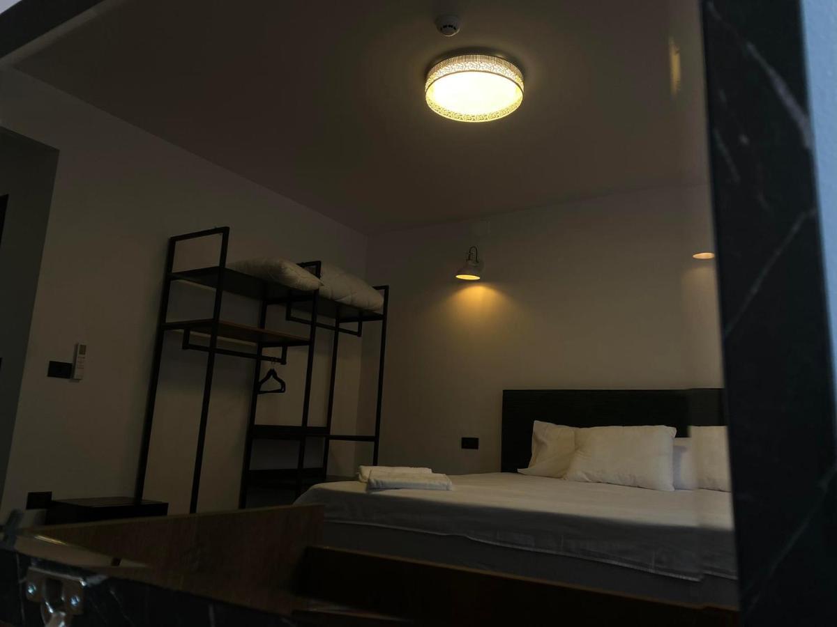 Hass Boutique Hotel Gostivar Bagian luar foto